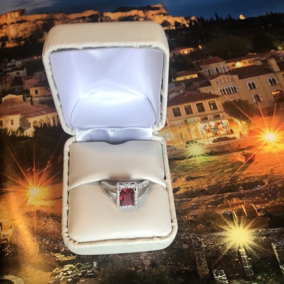 Ruby 2.25 carat spilt shank diamond pave sterling silver oval cut size 6.5 - Picture 10 of 12